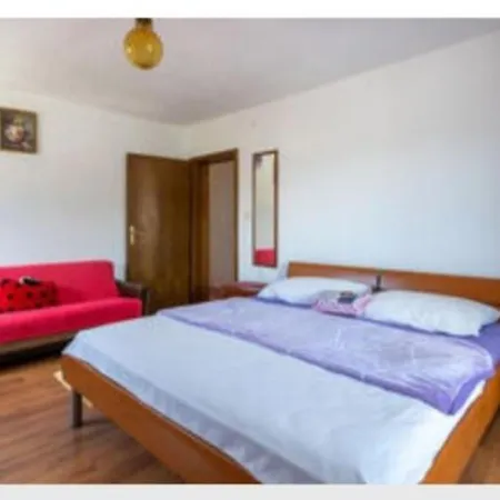 Apartment Lucija
