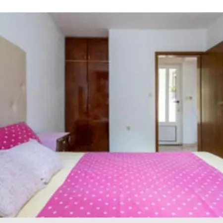 Lucija Apartment *